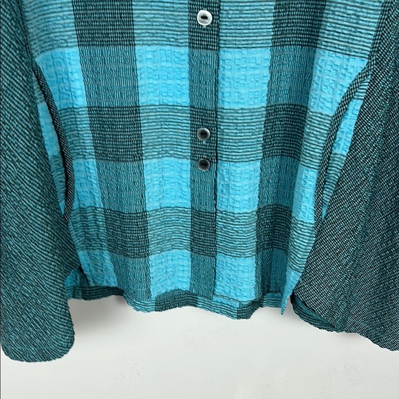 Habitat Blue Plaid 3/4 Sleeve Button Down with Side Pockets Shirt Size Large - Picture 7 of 8